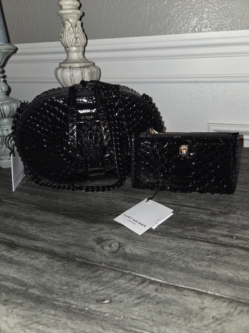 Kurt Geiger Black Textured Crossbody Bag with Matching Wallet - Picture 4 of 14